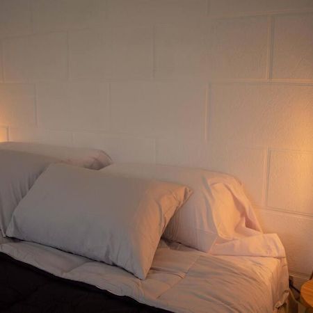 Hermoso Y Comodo Alojamiento Con Patio En Nunez Буенос Айрес Екстериор снимка