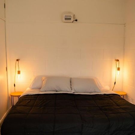 Hermoso Y Comodo Alojamiento Con Patio En Nunez Буенос Айрес Екстериор снимка