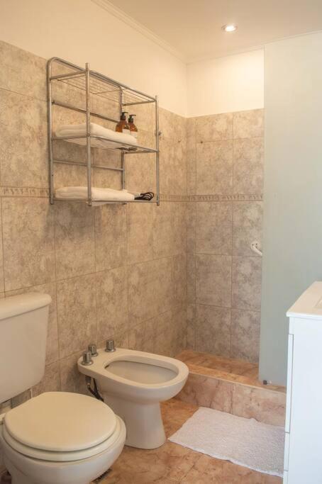 Hermoso Y Comodo Alojamiento Con Patio En Nunez Буенос Айрес Екстериор снимка
